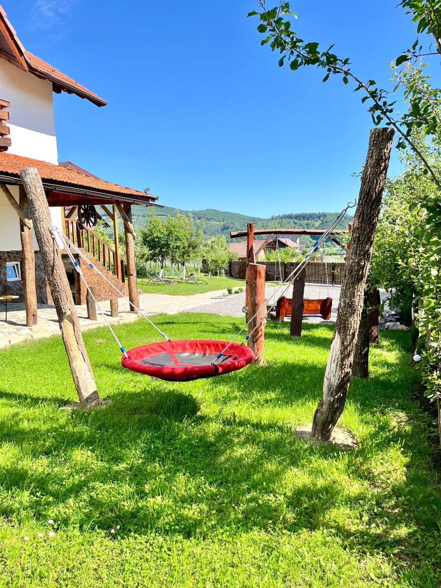 Casa De Sub Hora Villa Zărneşti Kültér fotó